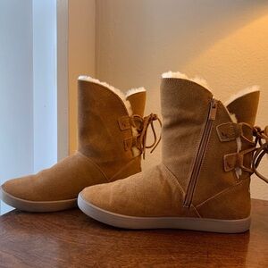 Koolaburra by Ugg Womens Tan Shazi Short Boot zize 6